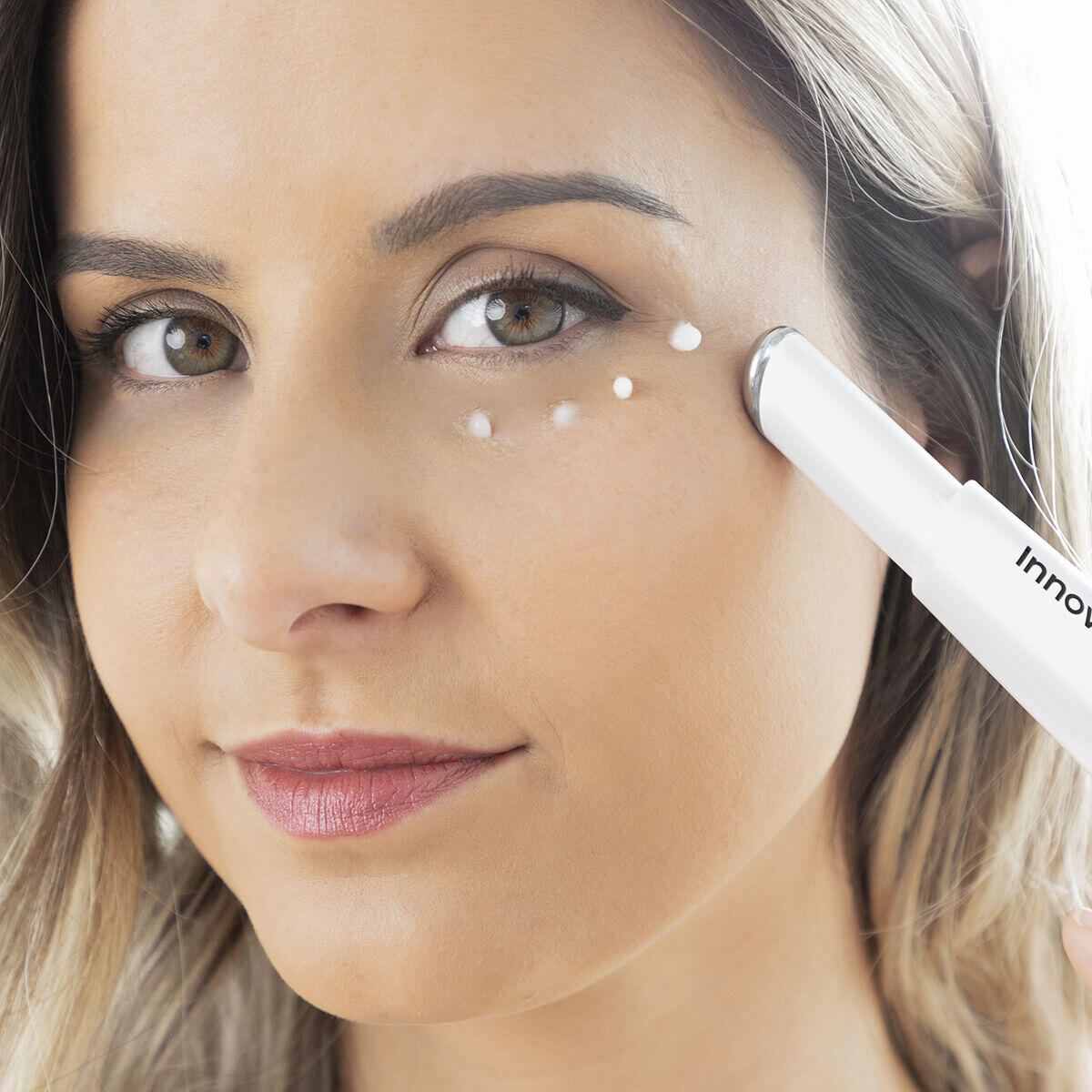 Masajeador de Ojos con Fototerapia, Termoterapia y Vibración | Antiedad | "Therey" InnovaGoods