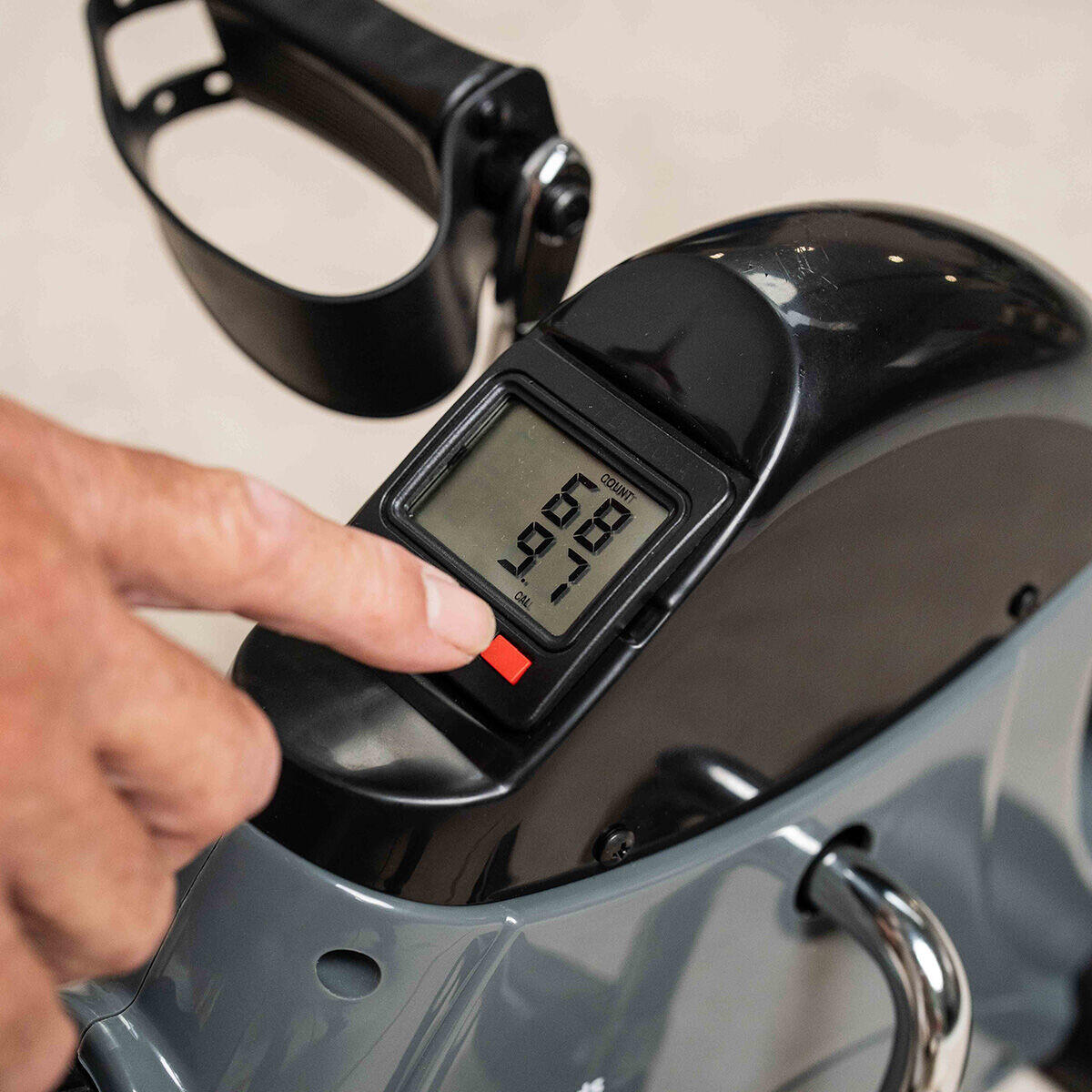 Pedaleador Estático con Esterilla | Ejercicio Brazos y Piernas | InnovaGoods