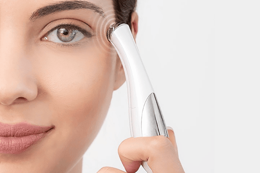 Lápiz Masajeador Antiarrugas Diamond Skin | Contorno de Ojos y Labios | Vibración Iónica