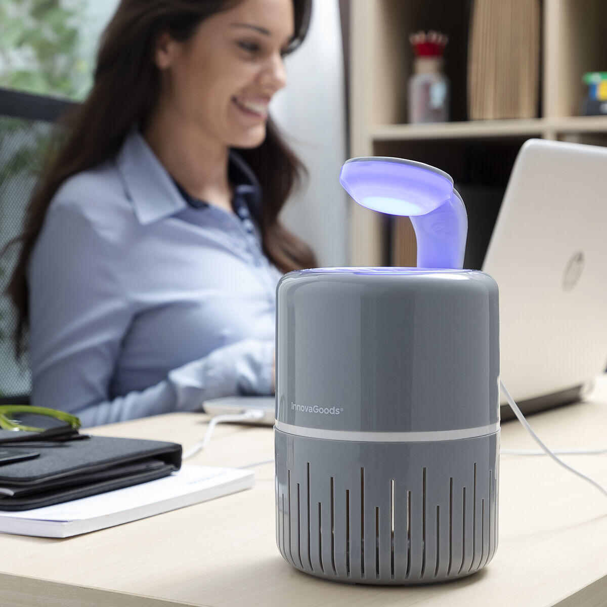 Lâmpada Antimosquitos por Sucção LED UV | Sem Químicos | Silenciosa | InnovaGoods