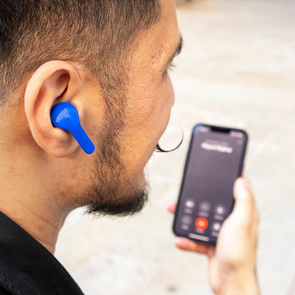 Auriculares Bluetooth 5.0 com Estojo de Carregamento e Ecrã LCD - InnovaGoods